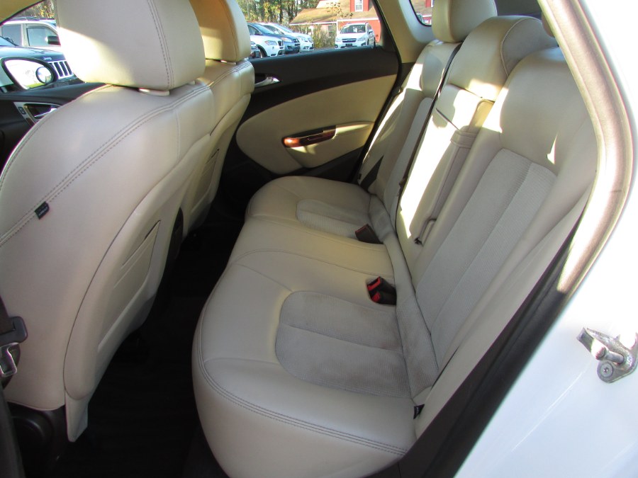 Used Buick Verano 4dr Sdn 2013 | United Auto Sales of E Windsor, Inc. East Windsor, Connecticut Used Buick Verano 4dr Sdn 2013 | United Auto Sales of E Windsor, Inc. East Windsor, Connecticut