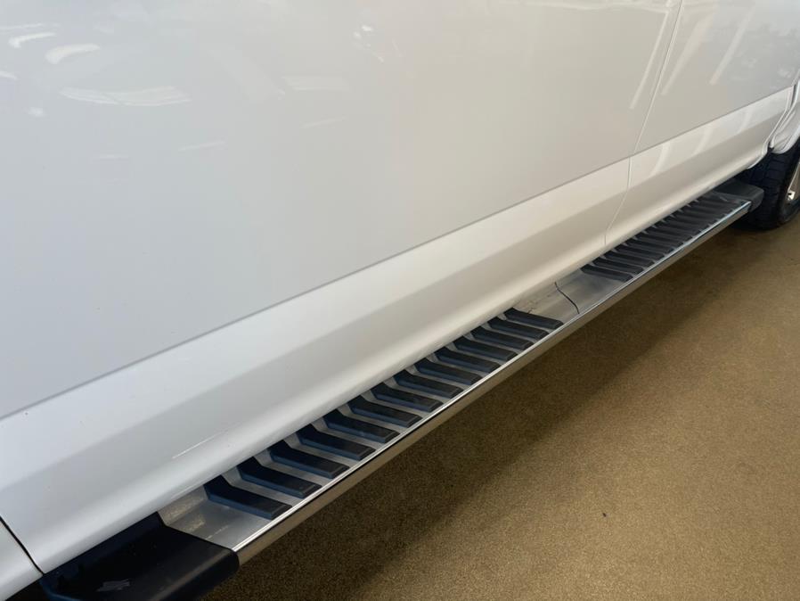 Used Ford F-150 LARIAT 4WD SuperCrew 5.5'' Box 2020 | 5 Towns Drive. Inwood, New York Used Ford F-150 LARIAT 4WD SuperCrew 5.5'' Box 2020 | 5 Towns Drive. Inwood, New York