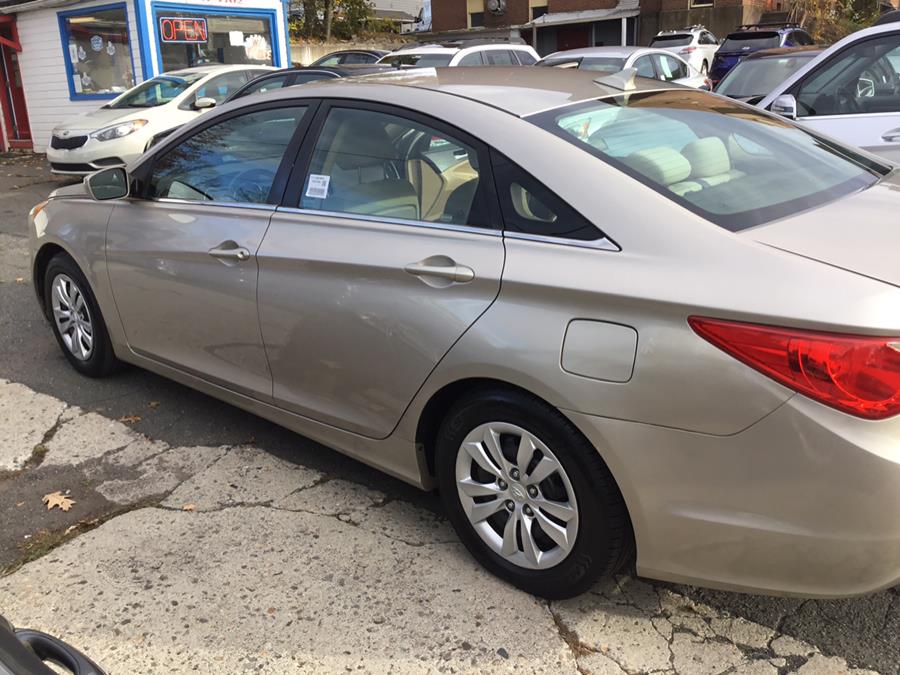 Used Hyundai Sonata 4dr Sdn 2.4L Auto GLS PZEV *Ltd Avail* 2011 | Liberty Motors. Manchester, Connecticut Used Hyundai Sonata 4dr Sdn 2.4L Auto GLS PZEV *Ltd Avail* 2011 | Liberty Motors. Manchester, Connecticut