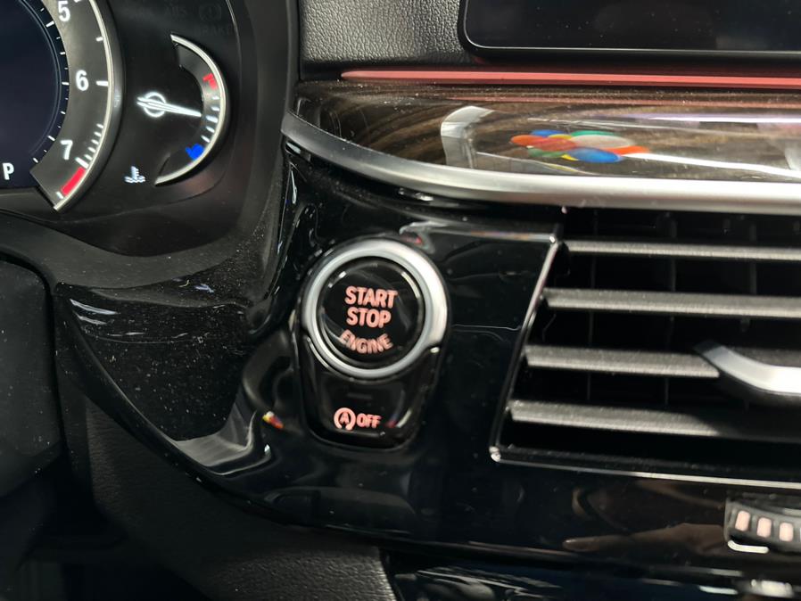 Used BMW 5 Series Sport Line 530i xDrive Sedan 2019 | Jamaica 26 Motors. Hollis, New York Used BMW 5 Series Sport Line 530i xDrive Sedan 2019 | Jamaica 26 Motors. Hollis, New York