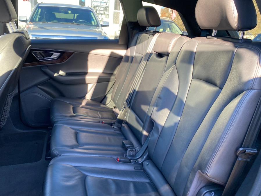 Used Audi Q7 3.0 TFSI Premium Plus 2017 | Lava Motors 2 Inc. Canton, Connecticut Used Audi Q7 3.0 TFSI Premium Plus 2017 | Lava Motors 2 Inc. Canton, Connecticut