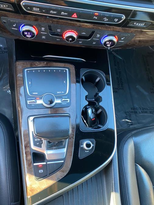 Used Audi Q7 3.0 TFSI Premium Plus 2017 | Lava Motors 2 Inc. Canton, Connecticut Used Audi Q7 3.0 TFSI Premium Plus 2017 | Lava Motors 2 Inc. Canton, Connecticut