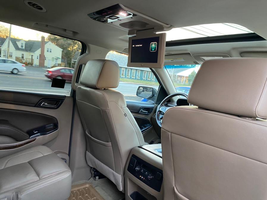 Used Chevrolet Suburban 4WD 4dr 1500 LT 2016 | Lava Motors 2 Inc. Canton, Connecticut Used Chevrolet Suburban 4WD 4dr 1500 LT 2016 | Lava Motors 2 Inc. Canton, Connecticut