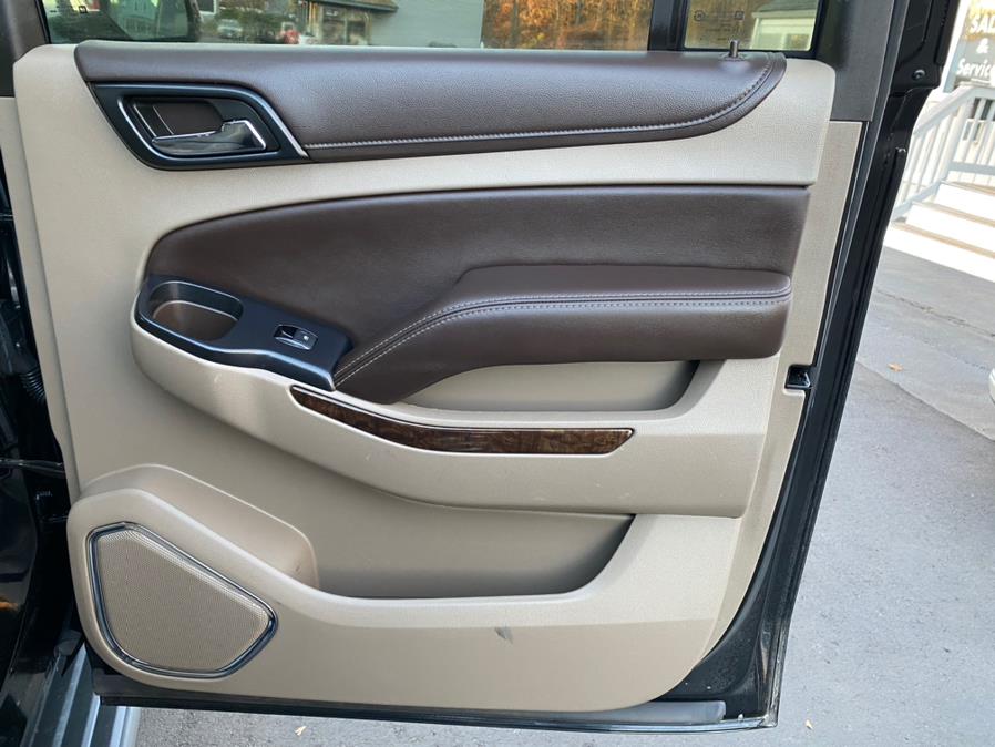 Used Chevrolet Suburban 4WD 4dr 1500 LT 2016 | Lava Motors 2 Inc. Canton, Connecticut Used Chevrolet Suburban 4WD 4dr 1500 LT 2016 | Lava Motors 2 Inc. Canton, Connecticut