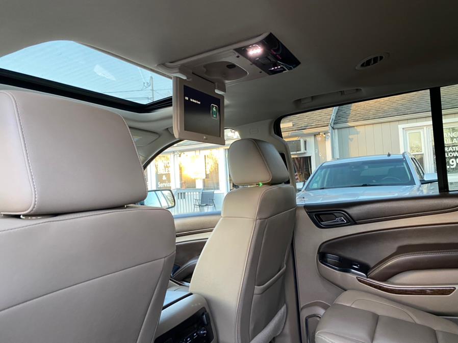 Used Chevrolet Suburban 4WD 4dr 1500 LT 2016 | Lava Motors 2 Inc. Canton, Connecticut Used Chevrolet Suburban 4WD 4dr 1500 LT 2016 | Lava Motors 2 Inc. Canton, Connecticut