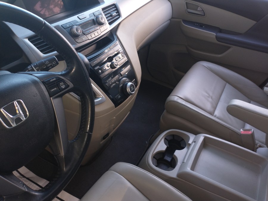 2011 Honda Odyssey 5dr EX-L, available for sale in Elmont, New York | Sunrise of Elmont. Elmont, New York 2011 Honda Odyssey 5dr EX-L, available for sale in Elmont, New York | Sunrise of Elmont. Elmont, New York