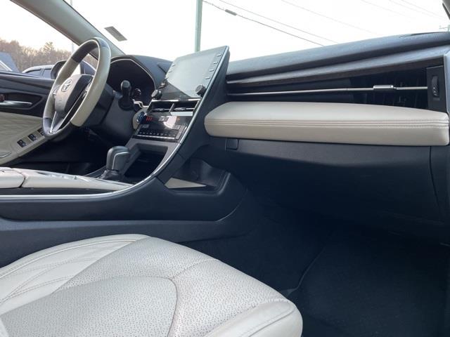 Used Toyota Avalon Hybrid Limited 2019 | Blasius Federal Road. Brookfield, Connecticut Used Toyota Avalon Hybrid Limited 2019 | Blasius Federal Road. Brookfield, Connecticut