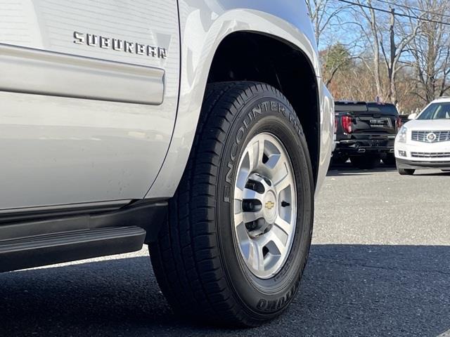 Used Chevrolet Suburban 2500 LT 2013 | Blasius Federal Road. Brookfield, Connecticut Used Chevrolet Suburban 2500 LT 2013 | Blasius Federal Road. Brookfield, Connecticut