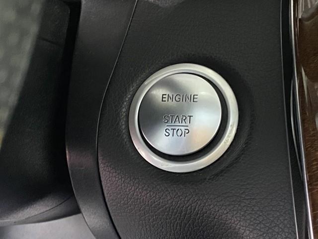 Used Mercedes-benz C-class C 300 2016 | Queens Auto Mall. Richmond Hill, New York Used Mercedes-benz C-class C 300 2016 | Queens Auto Mall. Richmond Hill, New York