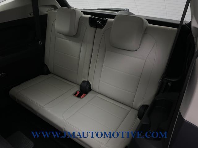 Used Volkswagen Tiguan 2.0T SE 4MOTION 2018 | J&M Automotive Sls&Svc LLC. Naugatuck, Connecticut Used Volkswagen Tiguan 2.0T SE 4MOTION 2018 | J&M Automotive Sls&Svc LLC. Naugatuck, Connecticut