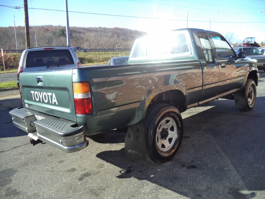 Used Toyota Pickup V6 Deluxe 4WD Extended Cab SB 1992 | Riverside Motorcars, LLC. Naugatuck, Connecticut Used Toyota Pickup V6 Deluxe 4WD Extended Cab SB 1992 | Riverside Motorcars, LLC. Naugatuck, Connecticut