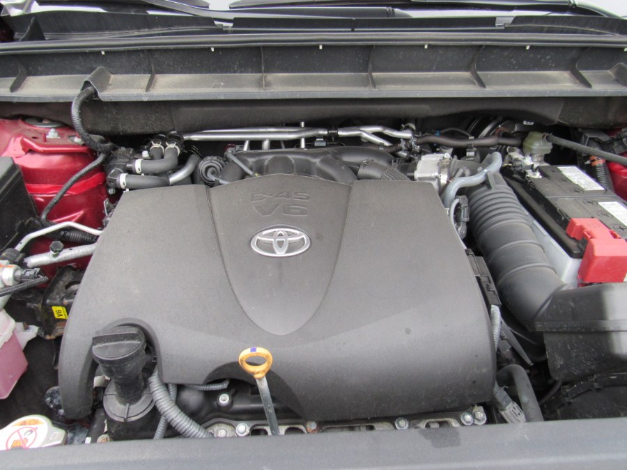 Used Toyota Highlander XLE 2021 | Hilario's Auto Sales Inc.. Worcester, Massachusetts Used Toyota Highlander XLE 2021 | Hilario's Auto Sales Inc.. Worcester, Massachusetts