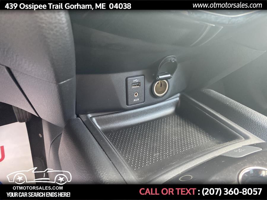 2015 Nissan Rogue AWD 4dr SV, available for sale in Gorham, Maine | Ossipee Trail Motor Sales. Gorham, Maine 2015 Nissan Rogue AWD 4dr SV, available for sale in Gorham, Maine | Ossipee Trail Motor Sales. Gorham, Maine