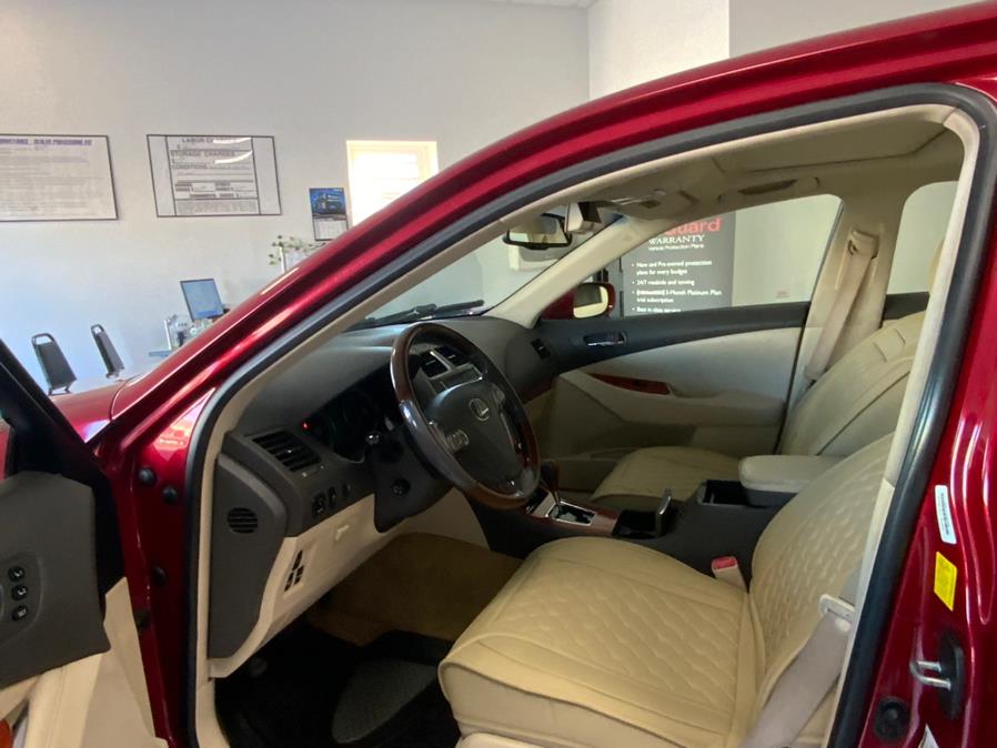 Used Lexus ES 350 4dr Sdn 2011 | Franklin Motors Auto Sales LLC. Hartford, Connecticut Used Lexus ES 350 4dr Sdn 2011 | Franklin Motors Auto Sales LLC. Hartford, Connecticut