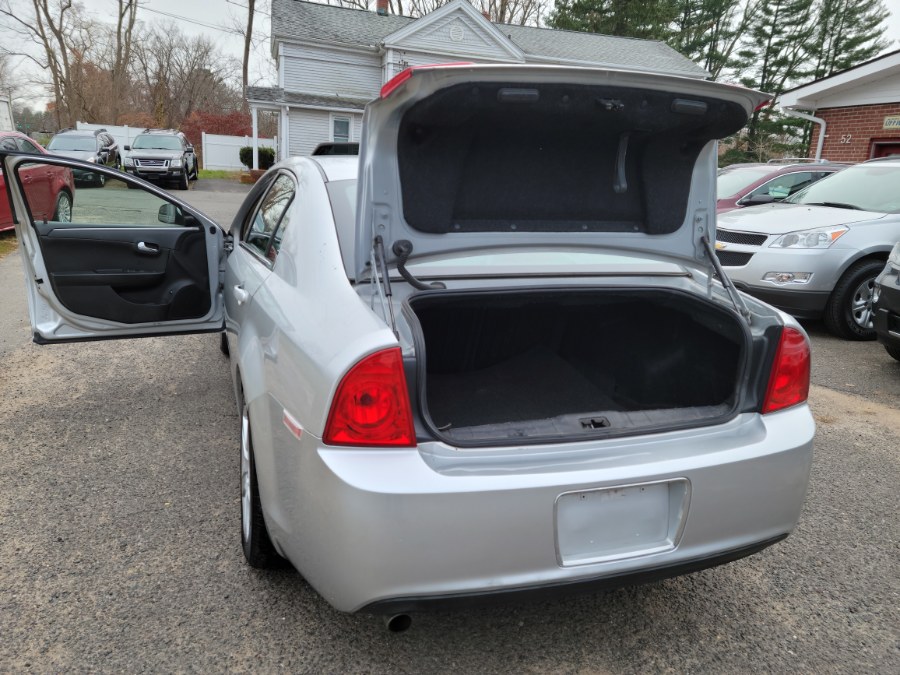2009 Chevrolet Malibu 4dr Sdn LT w/1LT, available for sale in East Windsor, Connecticut | Toro Auto. East Windsor, Connecticut 2009 Chevrolet Malibu 4dr Sdn LT w/1LT, available for sale in East Windsor, Connecticut | Toro Auto. East Windsor, Connecticut