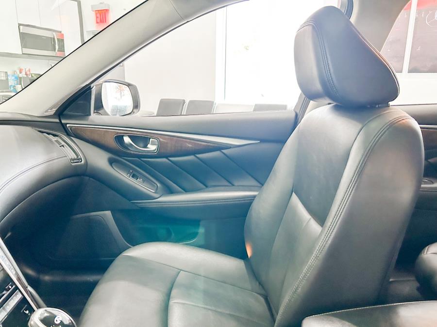 Used INFINITI Q50 3.0t LUXE AWD 2018 | Luxury Motor Club. Franklin Square, New York Used INFINITI Q50 3.0t LUXE AWD 2018 | Luxury Motor Club. Franklin Square, New York