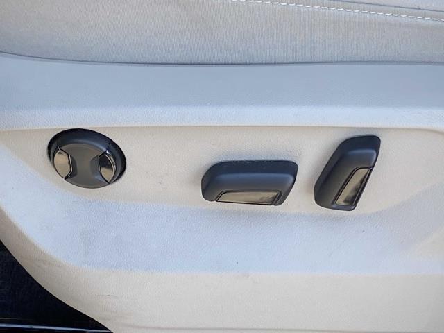 Used Volkswagen Atlas 3.6L V6 SE 2019 | Eastchester Motor Cars. Bronx, New York Used Volkswagen Atlas 3.6L V6 SE 2019 | Eastchester Motor Cars. Bronx, New York