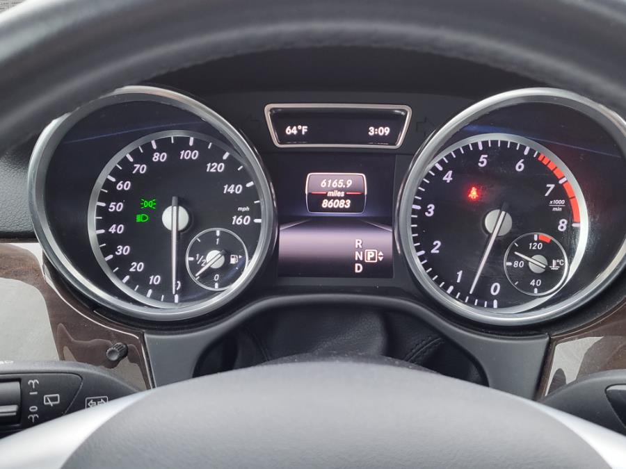 Used Mercedes-Benz M-Class 4MATIC 4dr ML 350 2015 | Champion Used Auto Sales 2. Newark , New Jersey Used Mercedes-Benz M-Class 4MATIC 4dr ML 350 2015 | Champion Used Auto Sales 2. Newark , New Jersey