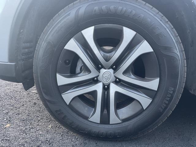 Used Toyota Rav4 LE 2017 | Blasius of Danbury. Danbury, Connecticut Used Toyota Rav4 LE 2017 | Blasius of Danbury. Danbury, Connecticut