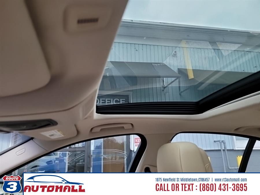 2012 BMW 5 Series 4dr Sdn 535i xDrive AWD, available for sale in Middletown, Connecticut | RT 3 AUTO MALL LLC. Middletown, Connecticut 2012 BMW 5 Series 4dr Sdn 535i xDrive AWD, available for sale in Middletown, Connecticut | RT 3 AUTO MALL LLC. Middletown, Connecticut