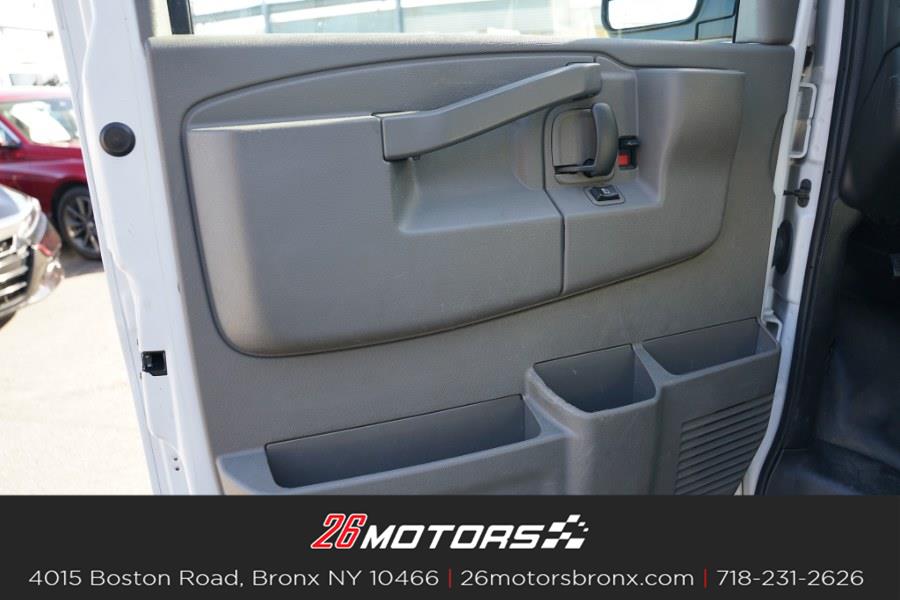 Used Chevrolet Express Cargo Van RWD 2500 135" 2018 | 26 Motors Bronx. Bronx, New York Used Chevrolet Express Cargo Van RWD 2500 135" 2018 | 26 Motors Bronx. Bronx, New York