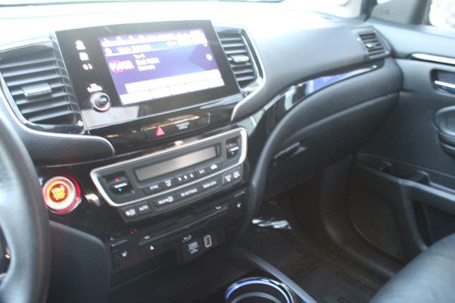 Used Honda Pilot Touring 8-Passenger 2020 | NY Luxury Motors. Elmont, New York Used Honda Pilot Touring 8-Passenger 2020 | NY Luxury Motors. Elmont, New York