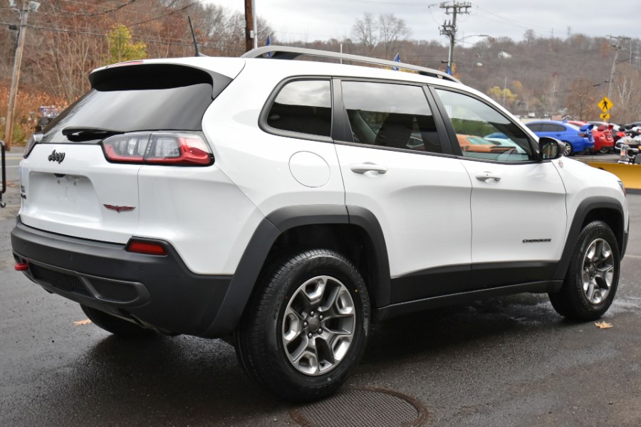 Used Jeep Cherokee Trailhawk 4x4 2019 | Highline Car Connection. Waterbury, Connecticut Used Jeep Cherokee Trailhawk 4x4 2019 | Highline Car Connection. Waterbury, Connecticut