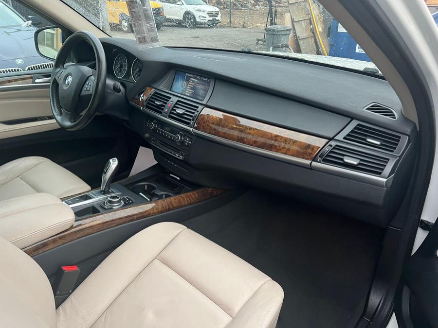 Used BMW X5 AWD 4dr xDrive35d 2013 | J & A Auto Center. Raynham, Massachusetts Used BMW X5 AWD 4dr xDrive35d 2013 | J & A Auto Center. Raynham, Massachusetts