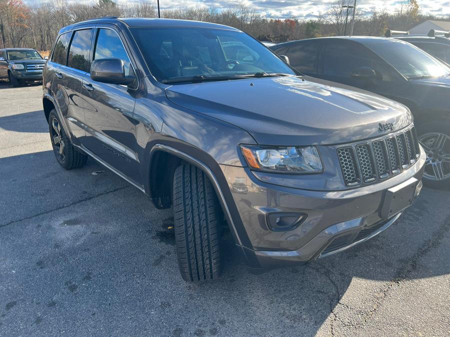 2015 Jeep Grand Cherokee 4WD 4dr Laredo, available for sale in Raynham, Massachusetts | J & A Auto Center. Raynham, Massachusetts 2015 Jeep Grand Cherokee 4WD 4dr Laredo, available for sale in Raynham, Massachusetts | J & A Auto Center. Raynham, Massachusetts