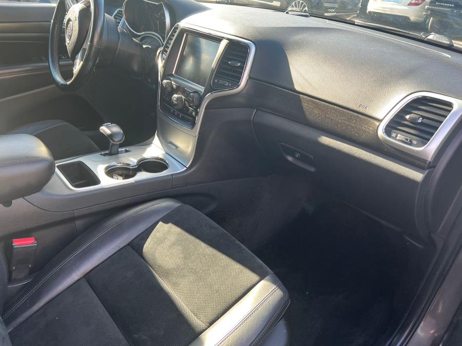 2015 Jeep Grand Cherokee 4WD 4dr Laredo, available for sale in Raynham, Massachusetts | J & A Auto Center. Raynham, Massachusetts 2015 Jeep Grand Cherokee 4WD 4dr Laredo, available for sale in Raynham, Massachusetts | J & A Auto Center. Raynham, Massachusetts
