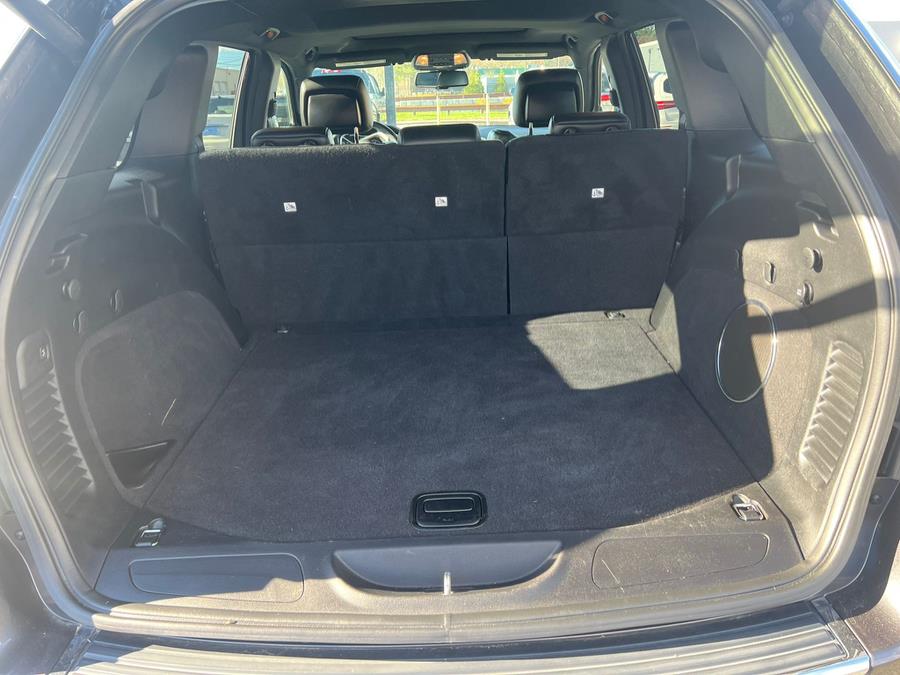 2015 Jeep Grand Cherokee 4WD 4dr Laredo, available for sale in Raynham, Massachusetts | J & A Auto Center. Raynham, Massachusetts 2015 Jeep Grand Cherokee 4WD 4dr Laredo, available for sale in Raynham, Massachusetts | J & A Auto Center. Raynham, Massachusetts