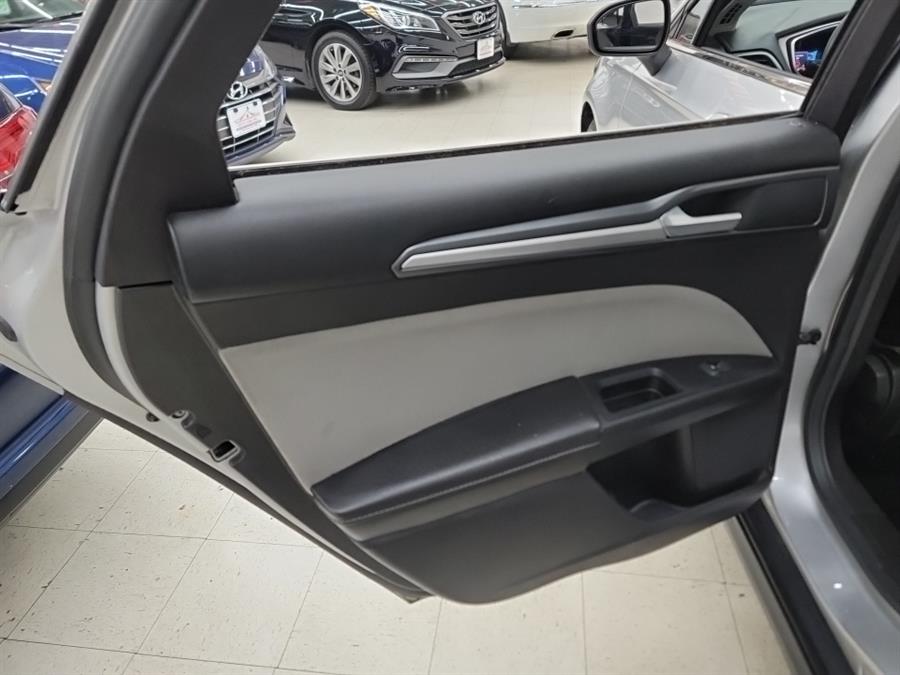 2016 Ford Fusion 4dr Sdn S Hybrid FWD, available for sale in West Haven, Connecticut | Auto Fair Inc.. West Haven, Connecticut 2016 Ford Fusion 4dr Sdn S Hybrid FWD, available for sale in West Haven, Connecticut | Auto Fair Inc.. West Haven, Connecticut