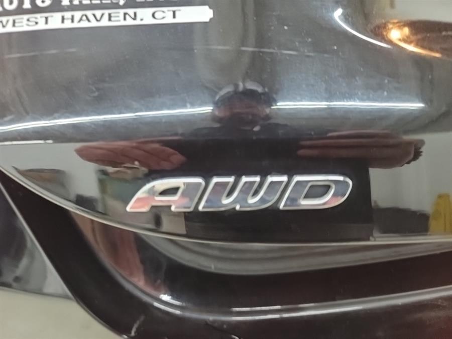 2015 Chrysler 200 4dr Sdn S AWD, available for sale in West Haven, Connecticut | Auto Fair Inc.. West Haven, Connecticut 2015 Chrysler 200 4dr Sdn S AWD, available for sale in West Haven, Connecticut | Auto Fair Inc.. West Haven, Connecticut