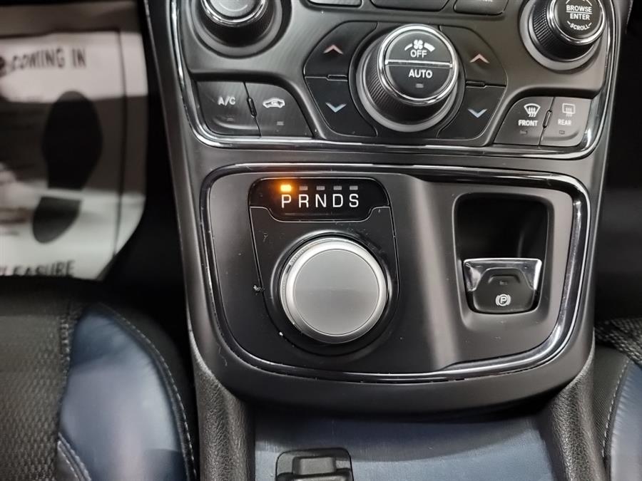 2015 Chrysler 200 4dr Sdn S AWD, available for sale in West Haven, Connecticut | Auto Fair Inc.. West Haven, Connecticut 2015 Chrysler 200 4dr Sdn S AWD, available for sale in West Haven, Connecticut | Auto Fair Inc.. West Haven, Connecticut