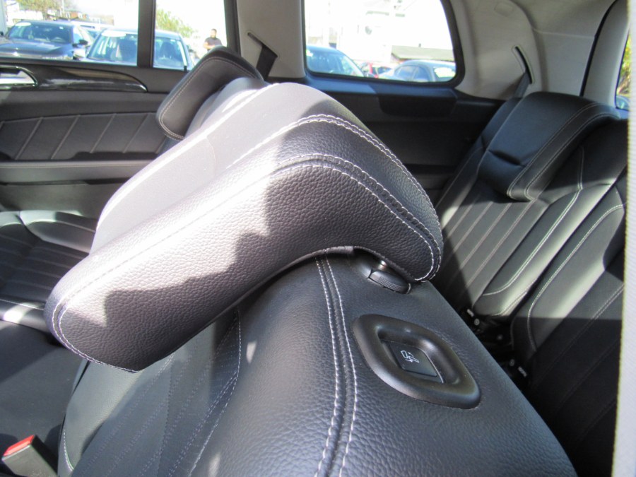 Used Mercedes-Benz GL450 Base 2016 | Hilario's Auto Sales Inc.. Worcester, Massachusetts Used Mercedes-Benz GL450 Base 2016 | Hilario's Auto Sales Inc.. Worcester, Massachusetts
