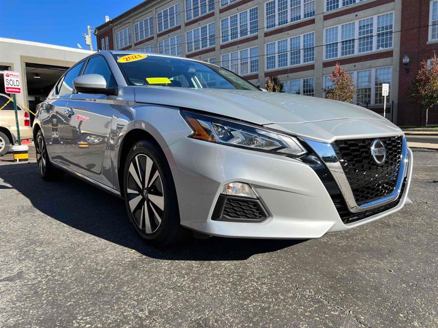 Used Nissan Altima 2.5 SV 2021 | Mass Auto Exchange. Framingham, Massachusetts Used Nissan Altima 2.5 SV 2021 | Mass Auto Exchange. Framingham, Massachusetts