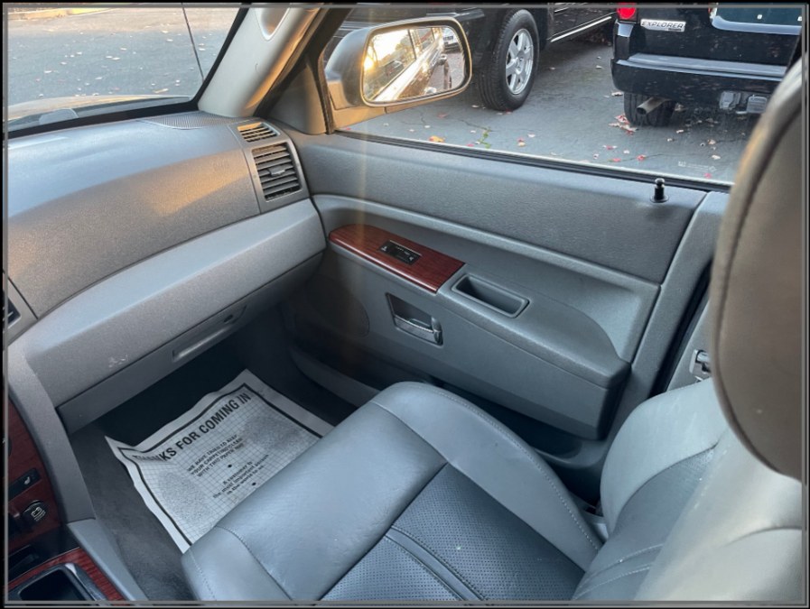 2006 Jeep Grand Cherokee 4dr Limited 4WD, available for sale in Huntington Station, New York | My Auto Inc.. Huntington Station, New York 2006 Jeep Grand Cherokee 4dr Limited 4WD, available for sale in Huntington Station, New York | My Auto Inc.. Huntington Station, New York