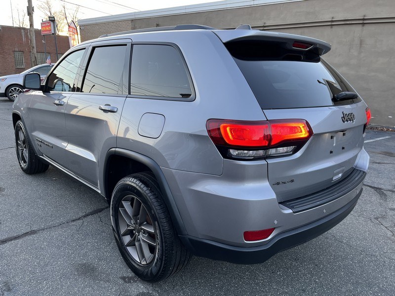 Used Jeep Grand Cherokee 4WD 4dr Laredo 2016 | Union Street Auto Sales. West Springfield, Massachusetts Used Jeep Grand Cherokee 4WD 4dr Laredo 2016 | Union Street Auto Sales. West Springfield, Massachusetts
