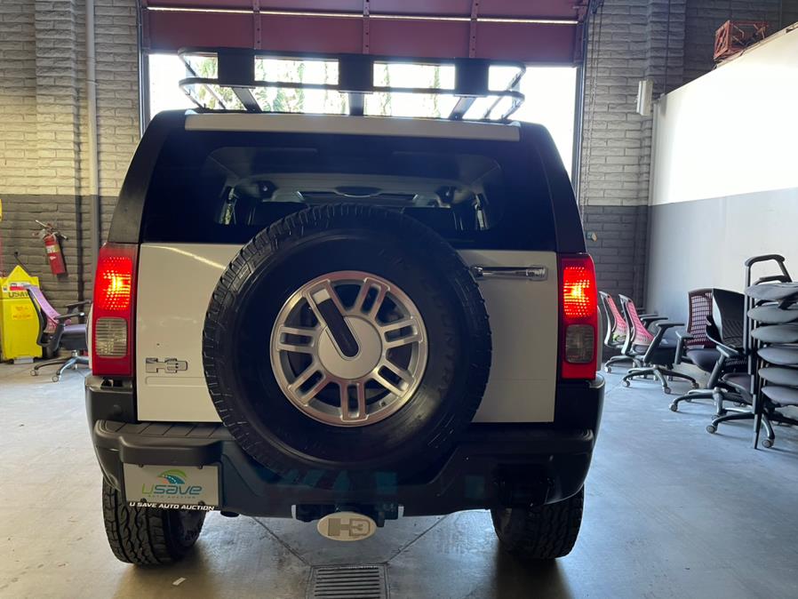 2006 HUMMER H3 4dr 4WD SUV, available for sale in Garden Grove, California | U Save Auto Auction. Garden Grove, California 2006 HUMMER H3 4dr 4WD SUV, available for sale in Garden Grove, California | U Save Auto Auction. Garden Grove, California