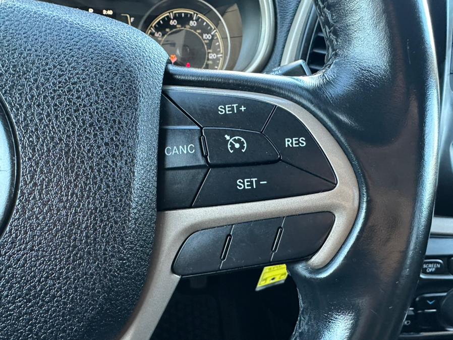 2014 Jeep Cherokee FWD 4dr Altitude, available for sale in Manchester, Connecticut | Carsonmain LLC. Manchester, Connecticut 2014 Jeep Cherokee FWD 4dr Altitude, available for sale in Manchester, Connecticut | Carsonmain LLC. Manchester, Connecticut