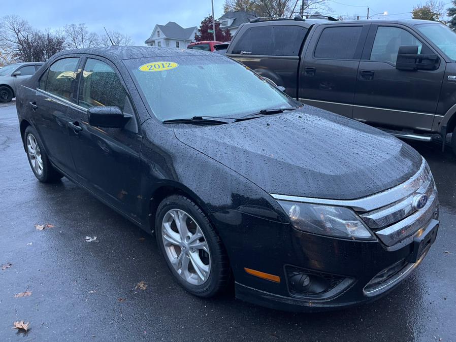 Used Ford Fusion 4dr Sdn SE FWD 2012 | Central Auto Sales & Service. New Britain, Connecticut