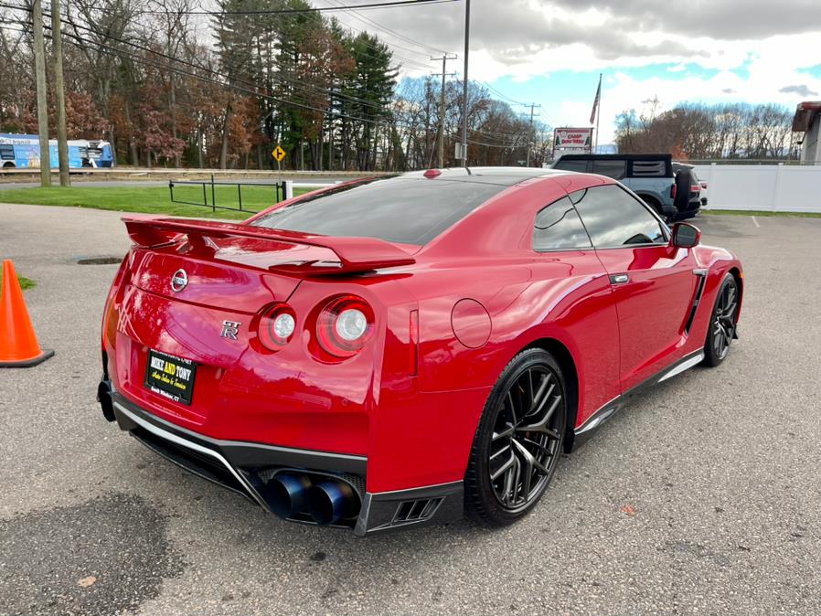 2018 Nissan GT-R Premium AWD, available for sale in South Windsor, Connecticut | Mike And Tony Auto Sales, Inc. South Windsor, Connecticut 2018 Nissan GT-R Premium AWD, available for sale in South Windsor, Connecticut | Mike And Tony Auto Sales, Inc. South Windsor, Connecticut