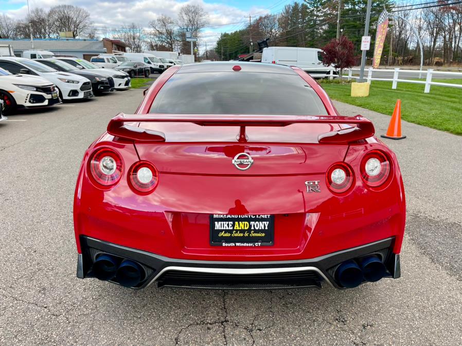 2018 Nissan GT-R Premium AWD, available for sale in South Windsor, Connecticut | Mike And Tony Auto Sales, Inc. South Windsor, Connecticut 2018 Nissan GT-R Premium AWD, available for sale in South Windsor, Connecticut | Mike And Tony Auto Sales, Inc. South Windsor, Connecticut