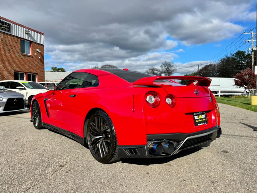 2018 Nissan GT-R Premium AWD, available for sale in South Windsor, Connecticut | Mike And Tony Auto Sales, Inc. South Windsor, Connecticut 2018 Nissan GT-R Premium AWD, available for sale in South Windsor, Connecticut | Mike And Tony Auto Sales, Inc. South Windsor, Connecticut