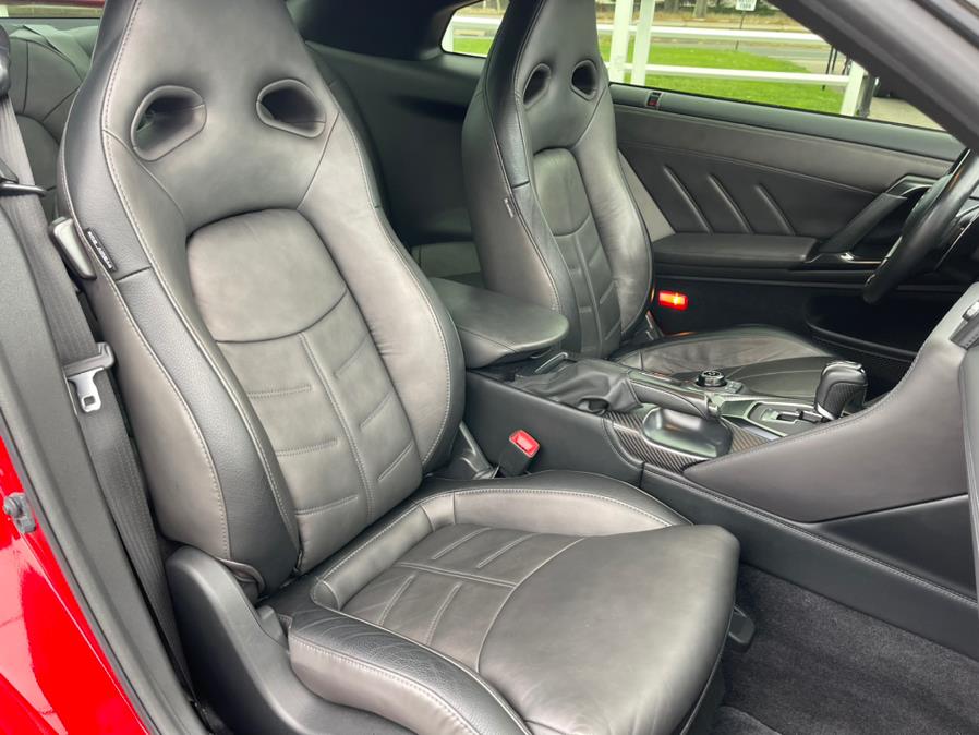 2018 Nissan GT-R Premium AWD, available for sale in South Windsor, Connecticut | Mike And Tony Auto Sales, Inc. South Windsor, Connecticut 2018 Nissan GT-R Premium AWD, available for sale in South Windsor, Connecticut | Mike And Tony Auto Sales, Inc. South Windsor, Connecticut