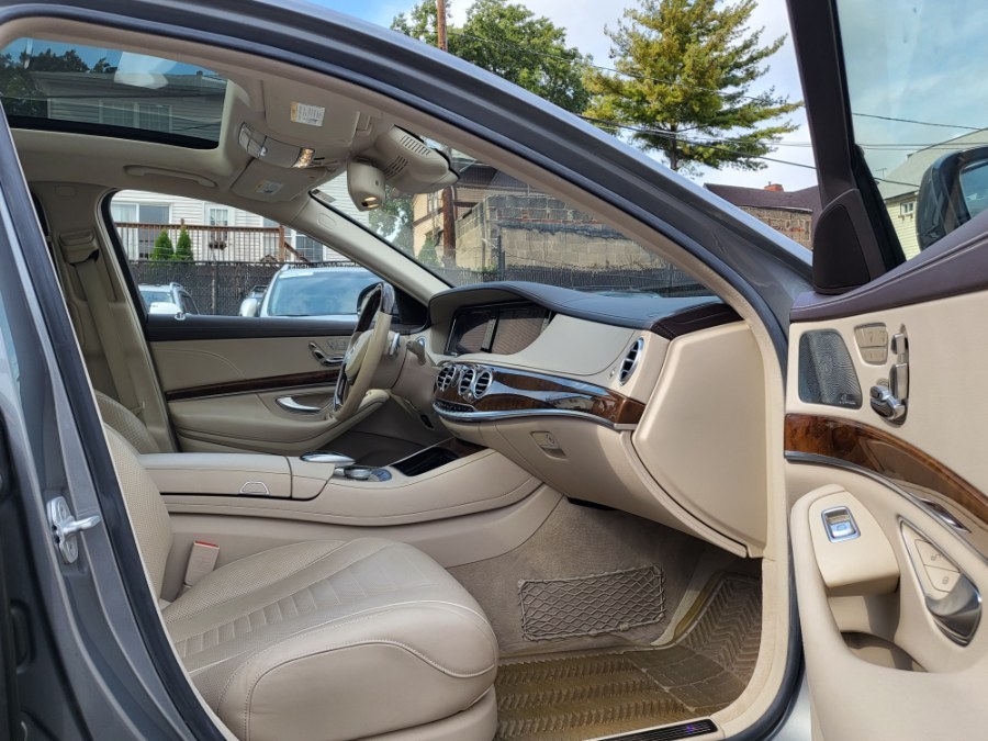 Used Mercedes-Benz S-Class 4dr Sdn S 550 4MATIC 2015 | Champion Used Auto Sales LLC. Newark, New Jersey Used Mercedes-Benz S-Class 4dr Sdn S 550 4MATIC 2015 | Champion Used Auto Sales LLC. Newark, New Jersey