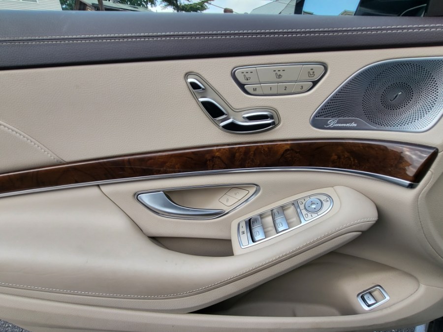 Used Mercedes-Benz S-Class 4dr Sdn S 550 4MATIC 2015 | Champion Used Auto Sales LLC. Newark, New Jersey Used Mercedes-Benz S-Class 4dr Sdn S 550 4MATIC 2015 | Champion Used Auto Sales LLC. Newark, New Jersey