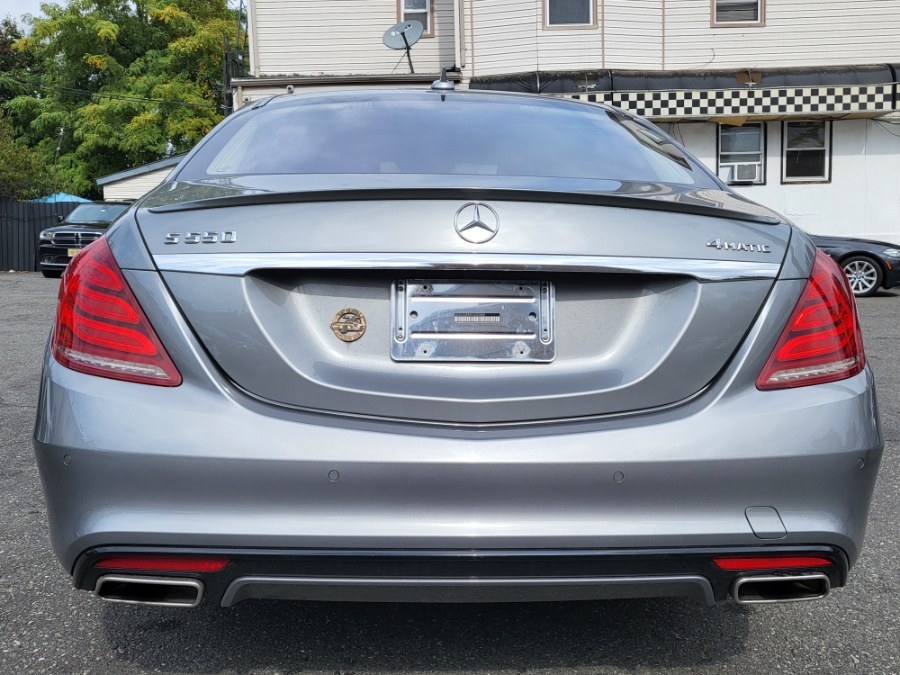 Used Mercedes-Benz S-Class 4dr Sdn S 550 4MATIC 2015 | Champion Used Auto Sales LLC. Newark, New Jersey Used Mercedes-Benz S-Class 4dr Sdn S 550 4MATIC 2015 | Champion Used Auto Sales LLC. Newark, New Jersey