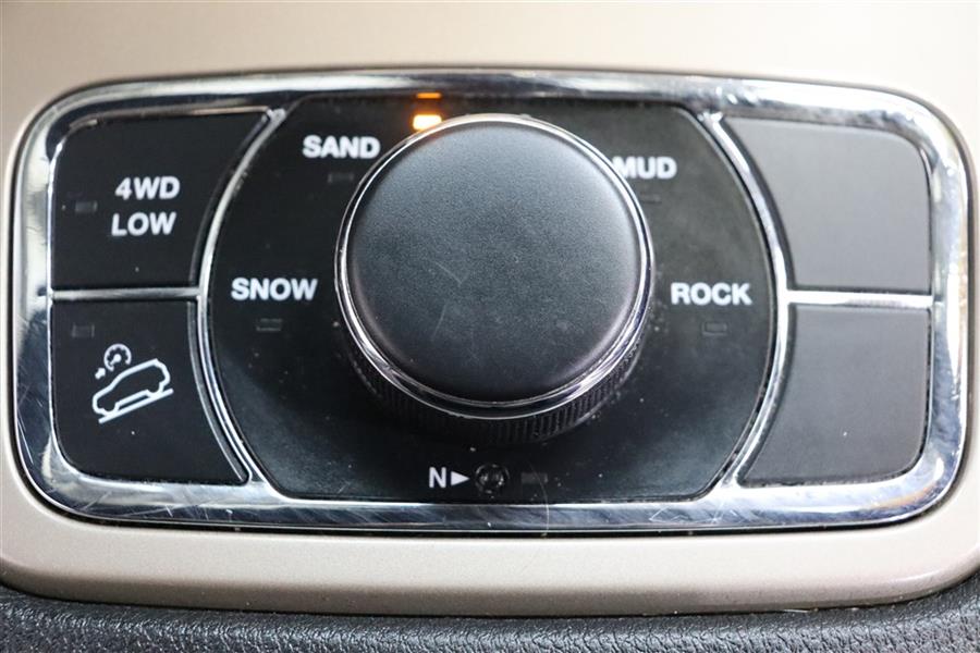 2016 Jeep Grand Cherokee LIMITED, available for sale in Paterson, New Jersey | Fast Track Motors. Paterson, New Jersey 2016 Jeep Grand Cherokee LIMITED, available for sale in Paterson, New Jersey | Fast Track Motors. Paterson, New Jersey