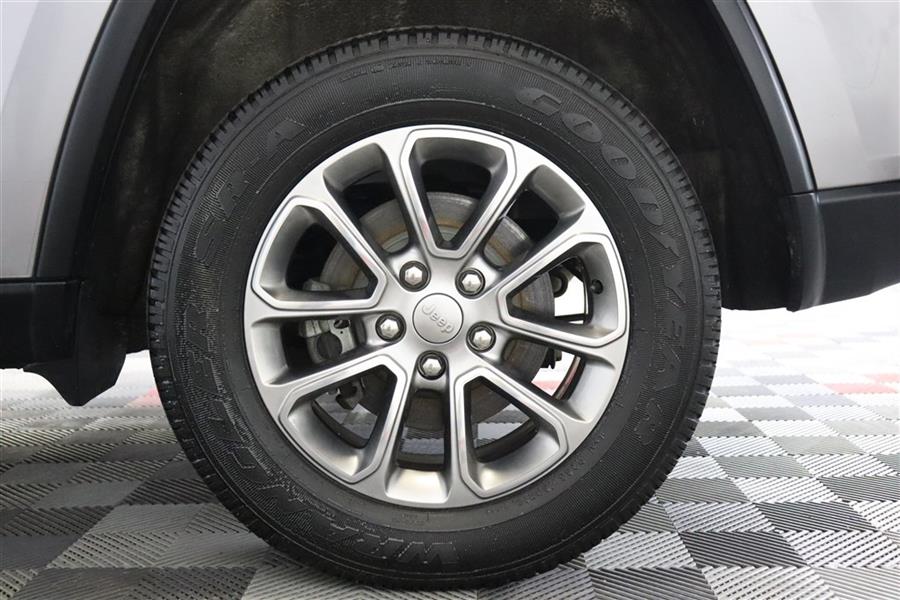 2016 Jeep Grand Cherokee LIMITED, available for sale in Paterson, New Jersey | Fast Track Motors. Paterson, New Jersey 2016 Jeep Grand Cherokee LIMITED, available for sale in Paterson, New Jersey | Fast Track Motors. Paterson, New Jersey